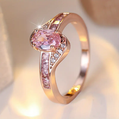 Goldring mit rosa Kristall